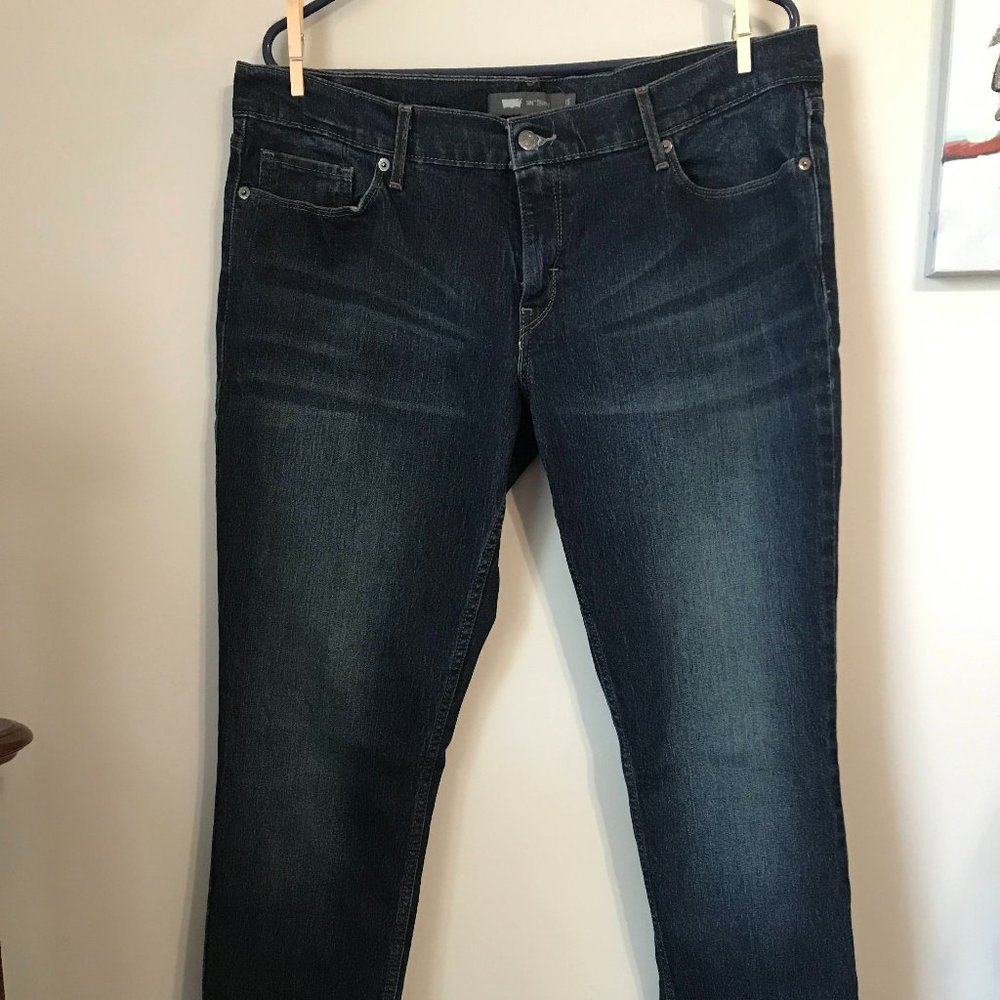 EUC Levi's Jeans 524 Skinny size 15